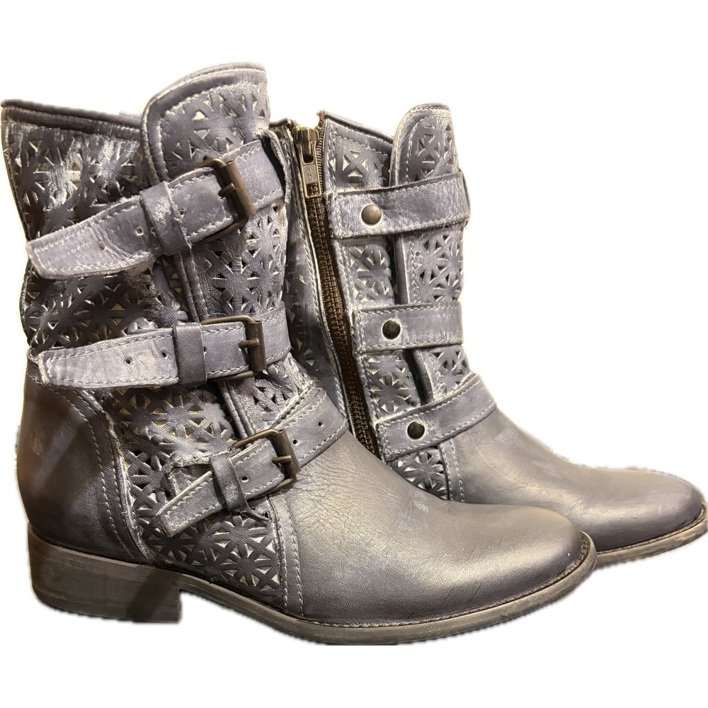 Sbicca Vintage Collection Blue Leather  Buckle Moto Boots Festival Retro Grunge